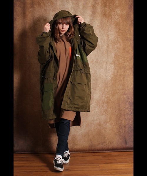 Universal Style Wear(ユニバーサルスタイルウェア)の「WILDERNESS EXPERIENCE モンスター オーバーコート(その他アウター・メンズ・ブラック/カーキ/ベージュ・LARGE/MEDIUM/X-LARGE)」の10枚目の写真