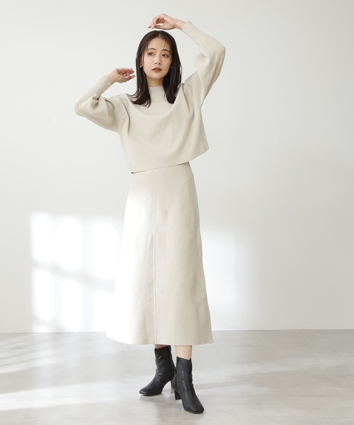 N.（N. Natural Beauty Basic）（エヌエヌナチュラルビューティーベーシック）の「◆ボトルネックニットセットアップ（ワンピース・レディース・モカ/ナチュラル/ライトグリーン/ブルー・MEDIUM）」の7枚目の写真