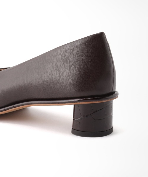 LE TALON(ルタロン)の「GRISE 3.5レザーナロースクエアUカットパンプス◆(パンプス・レディース・ブラウン/アイボリー/ブラック系その他・22.5cm/23cm/23.5cm/24cm/24.5cm/25cm/22cm)」の16枚目の写真