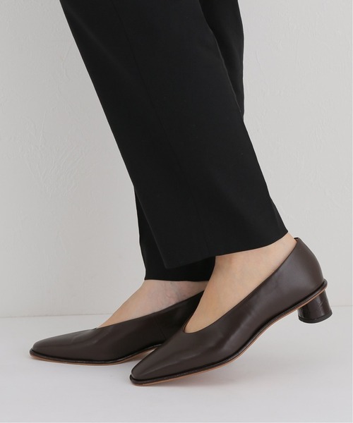 LE TALON(ルタロン)の「GRISE 3.5レザーナロースクエアUカットパンプス◆(パンプス・レディース・ブラウン/アイボリー/ブラック系その他・22.5cm/23cm/23.5cm/24cm/24.5cm/25cm/22cm)」の21枚目の写真