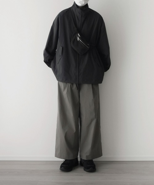 remer（リメール）の「loose Box pleats basic wide PT - Spring B / ルーズボックスプリーツベーシックワイドパンツ（その他パンツ・メンズ・チャコールグレー/カーキ・SMALL/MEDIUM/LARGE）」の17枚目の写真