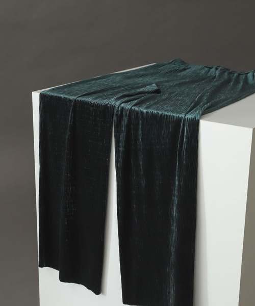 SENSE OF PLACE by URBAN RESEARCH(センスオブプレイスバイアーバンリサーチ)の「セルフカットベロアプリーツパンツ(その他パンツ・レディース・ライトグレー/ブラック/グリーン/ブラウン・ONE)」の1枚目の写真