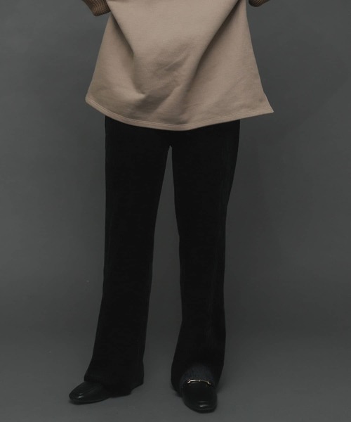 SENSE OF PLACE by URBAN RESEARCH(センスオブプレイスバイアーバンリサーチ)の「セルフカットベロアプリーツパンツ(その他パンツ・レディース・ライトグレー/ブラック/グリーン/ブラウン・ONE)」の2枚目の写真