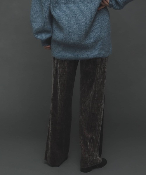 SENSE OF PLACE by URBAN RESEARCH(センスオブプレイスバイアーバンリサーチ)の「セルフカットベロアプリーツパンツ(その他パンツ・レディース・ライトグレー/ブラック/グリーン/ブラウン・ONE)」の8枚目の写真