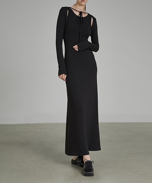 chuclla(チュクラ)の「【UNSPOKEN】Black two-piece inner knit dress UD21L011(ワンピース・レディース・ブラック・S/L/M)」の4枚目の写真