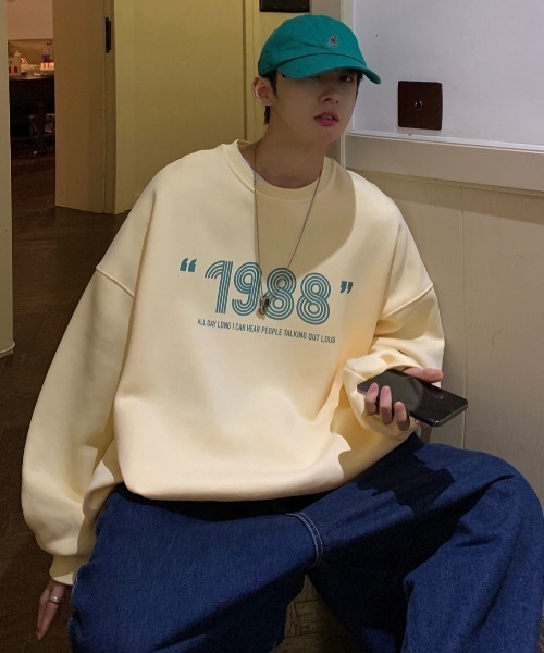 MGV(エムジーヴィー)の「"1988"ユニークフォントトレーナー(スウェット・メンズ・グレー/ブラック/オレンジ/ベージュ/ダークグレー・MEDIUM/LARGE/X-LARGE)」の21枚目の写真