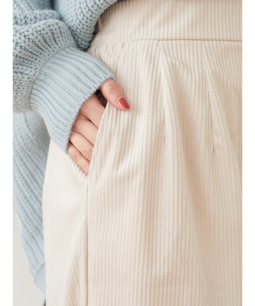 RAY CASSIN FAVORI（レイカズンフェバリ）の「・RAY CASSIN コーデュロイナロースカート＊（スカート・レディース・アイボリー/ブラック/ベージュ/グリーン・FREE）」の9枚目の写真