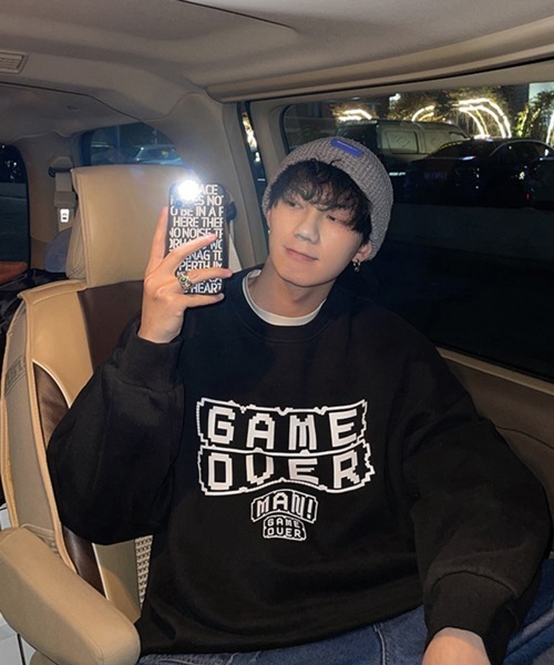 NOWLE(ノウル)の「【NOWLE】GAME OVERプリント ビッグシルエット トレーナー(スウェット・メンズ・ブラック/グレー/ブルー・MEDIUM/LARGE/X-LARGE/XX-LARGE)」の8枚目の写真