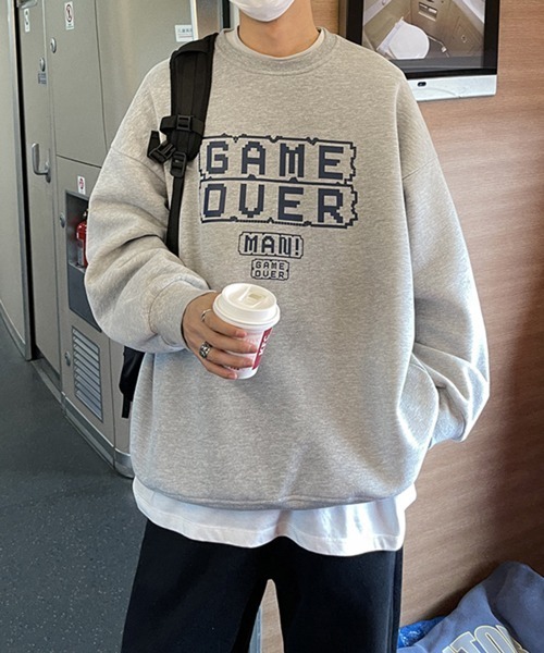 NOWLE(ノウル)の「【NOWLE】GAME OVERプリント ビッグシルエット トレーナー(スウェット・メンズ・ブラック/グレー/ブルー・MEDIUM/LARGE/X-LARGE/XX-LARGE)」の14枚目の写真