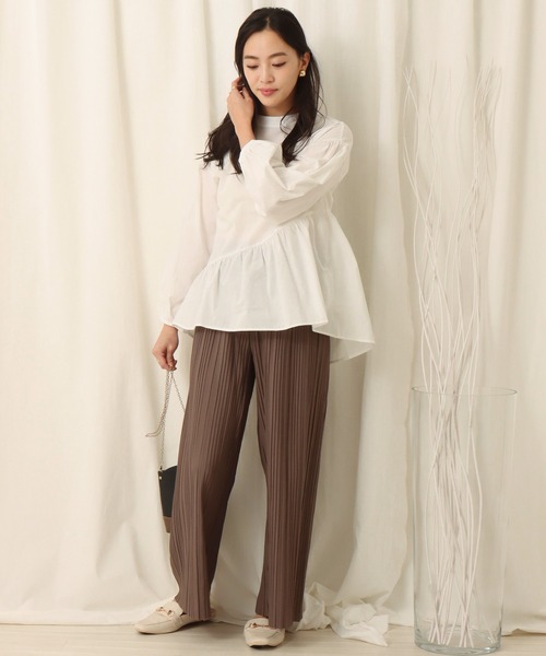 libelle more(リベル モア)の「バックリボンアシンメトリー(シャツ/ブラウス・レディース・ホワイト/ブラック/ベージュ/イエロー・M)」の12枚目の写真