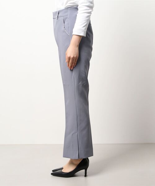 SpRay（スプレイ）の「エステルツイルセミフレアパンツ（その他パンツ・レディース・オレンジ/ロイヤルブルー/ブラック/グレイッシュベージュ/ライトグリーン・FREE）」の6枚目の写真