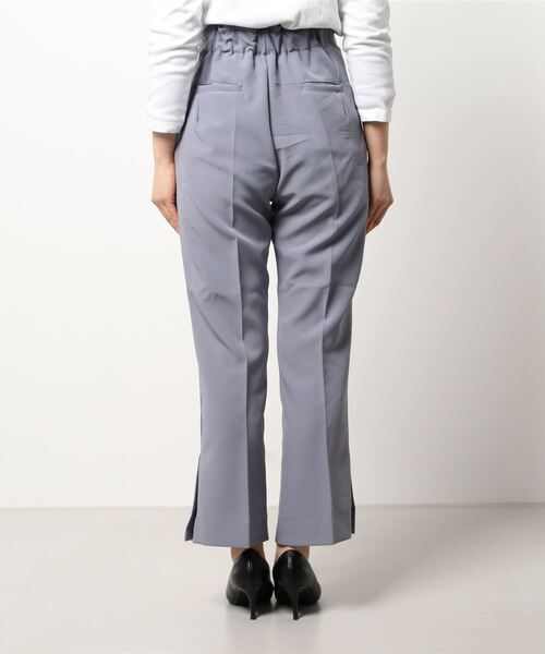 SpRay（スプレイ）の「エステルツイルセミフレアパンツ（その他パンツ・レディース・オレンジ/ロイヤルブルー/ブラック/グレイッシュベージュ/ライトグリーン・FREE）」の7枚目の写真