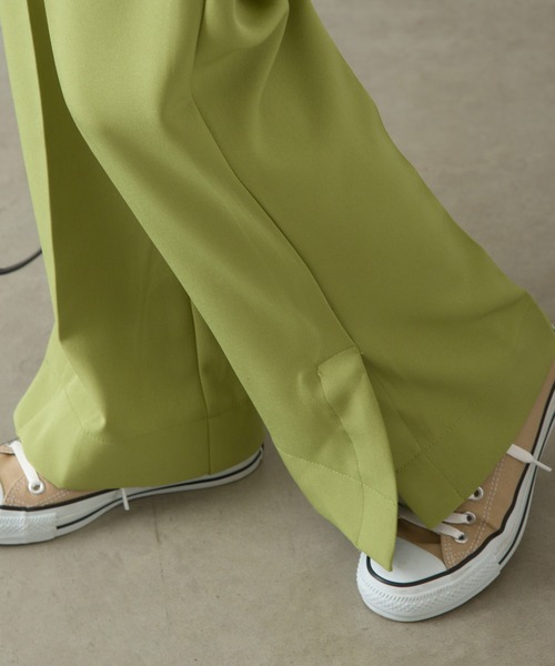 SpRay（スプレイ）の「エステルツイルセミフレアパンツ（その他パンツ・レディース・オレンジ/ロイヤルブルー/ブラック/グレイッシュベージュ/ライトグリーン・FREE）」の20枚目の写真