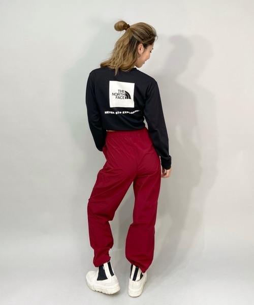 THE NORTH FACE(ザノースフェイス)の「THE NORTH FACE/ザ・ノース・フェイス ルーズシルエット バックプリントロゴロンT/ロングスリーブTEE NTW32230(Tシャツ/カットソー・レディース・ホワイト/ブラック・L/XL/M)」の13枚目の写真