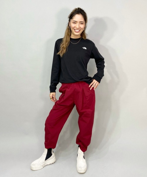 THE NORTH FACE(ザノースフェイス)の「THE NORTH FACE/ザ・ノース・フェイス ルーズシルエット バックプリントロゴロンT/ロングスリーブTEE NTW32230(Tシャツ/カットソー・レディース・ホワイト/ブラック・L/XL/M)」の8枚目の写真