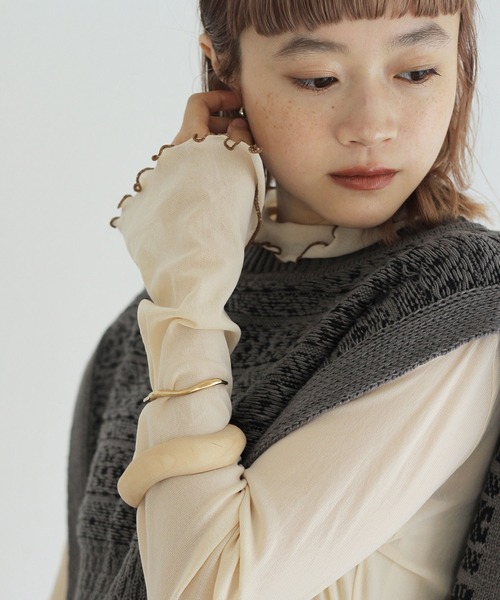 Crisp（クリスプ）の「ルーズカーブバングル（バングル/リストバンド・レディース・シルバー/ゴールド・FREE）」の7枚目の写真