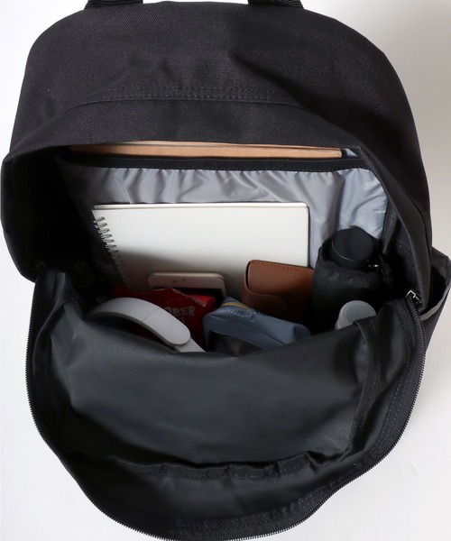 Carhartt（カーハート）の「carhartt（カーハート）21L CLASSIC BACKPACK/バックパック/リュック メンズ レディース ユニセックス（バックパック/リュック・メンズ・ブラック/ブラウン・FREE）」の5枚目の写真