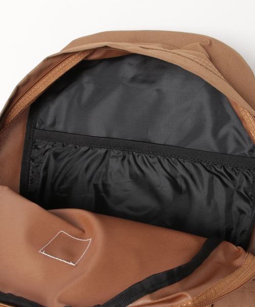 Carhartt(カーハート)の「carhartt(カーハート)21L CLASSIC BACKPACK/バックパック/リュック メンズ レディース ユニセックス(バックパック/リュック・メンズ・ブラック/ブラウン/グレー/カモフラージュ・FREE)」の6枚目の写真