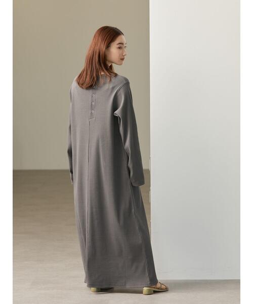 AMERICAN HOLIC（アメリカンホリック）の「リブカットIラインワンピース（ワンピース・レディース・チャコールグレー/グレイッシュベージュ・M/L）」の8枚目の写真