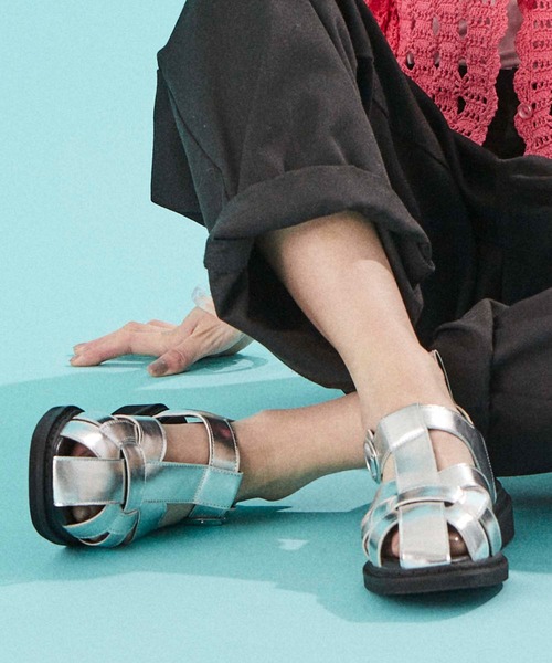 noyau（ノヤウ）の「厚底グルカサンダル（サンダル・レディース・ホワイト/ブラック/ベージュ/シルバー・LL/S/M/L）」の4枚目の写真