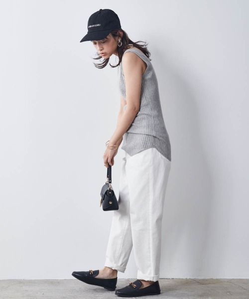 CHIC STYLE(シックスタイル)の「大きいサイズ 2WAYワイドリブニットタンクトップ シックスタイル(タンクトップ・レディース・ブラック/オフホワイト/グレー・3L/L/4L/LL)」の22枚目の写真