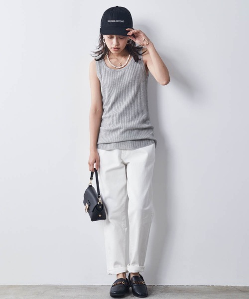 CHIC STYLE(シックスタイル)の「大きいサイズ 2WAYワイドリブニットタンクトップ シックスタイル(タンクトップ・レディース・ブラック/オフホワイト/グレー・3L/L/4L/LL)」の8枚目の写真