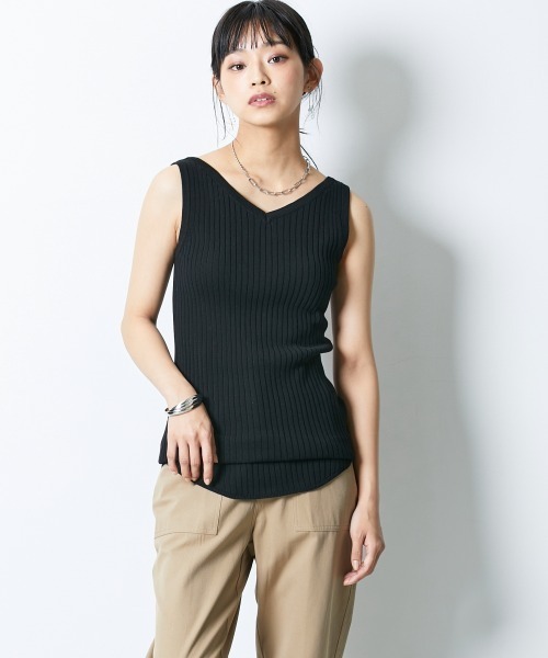CHIC STYLE(シックスタイル)の「大きいサイズ 2WAYワイドリブニットタンクトップ シックスタイル(タンクトップ・レディース・ブラック/オフホワイト/グレー・3L/L/4L/LL)」の19枚目の写真