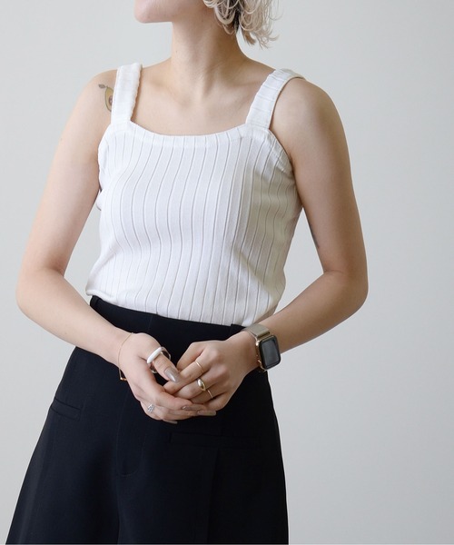 ibeul_(イベール)の「ワイドリブ スクエア シャリニットキャミソール(キャミソール・レディース・テラコッタ/ブラウン/ホワイト/ブラック・FREE)」の2枚目の写真