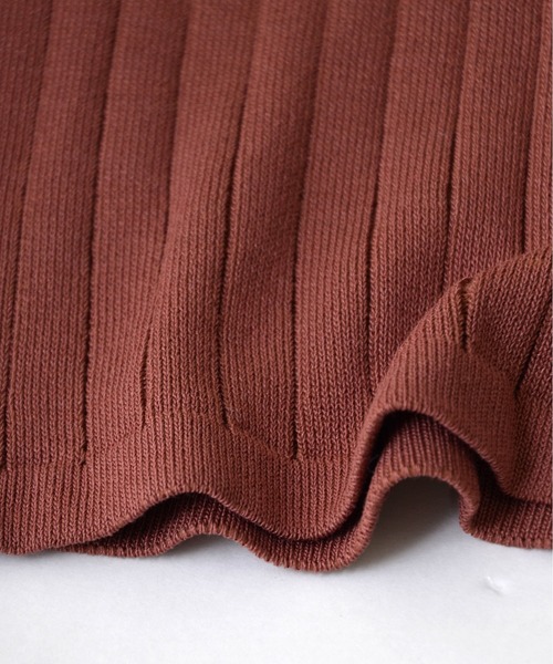 ibeul_(イベール)の「ワイドリブ スクエア シャリニットキャミソール(キャミソール・レディース・テラコッタ/ブラウン/ホワイト/ブラック・FREE)」の12枚目の写真