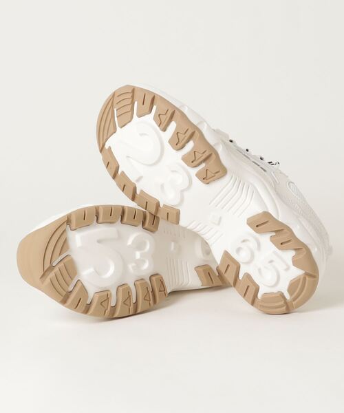 23.65（イーシプサムチョンユクオ）の「23.65/イーシプサムチョンユクオ  NEO V2/ネオ　ブイツー 厚底　スニーカー 韓国（スニーカー・レディース・ホワイト系その他/ホワイト×ブラック・26.0cm/25.0cm/24.0cm/23.0cm/28.0cm/27.0cm）」の5枚目の写真