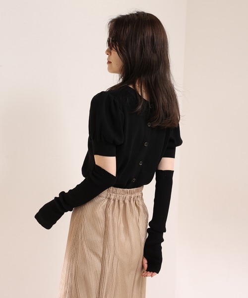 one after another NICE CLAUP（ワンアフターアナザーナイスクラップ）の「アームウォーマーセット半袖カーディガン（ニット/セーター・レディース・ブラック/ライトピンク/ライトベージュ/オフホワイト・FREE）」の16枚目の写真