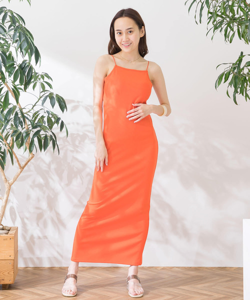 HEYUMM（ヘユム）の「リブカットロングワンピース（ワンピース・レディース・ブラック/ブルー/グリーン/オレンジ/ブラウン・ONE）」の20枚目の写真