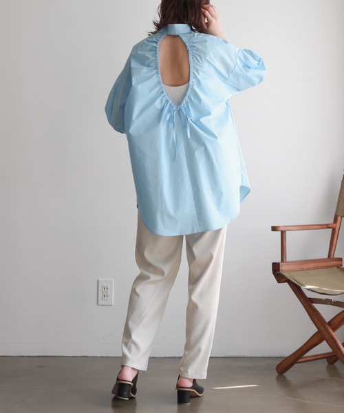 feepur（フェピュール）の「バックシャンボリュームハーフスリーブシャツ（シャツ/ブラウス・レディース・ブラック/オフホワイト/ブルー/ピンク・MEDIUM）」の14枚目の写真