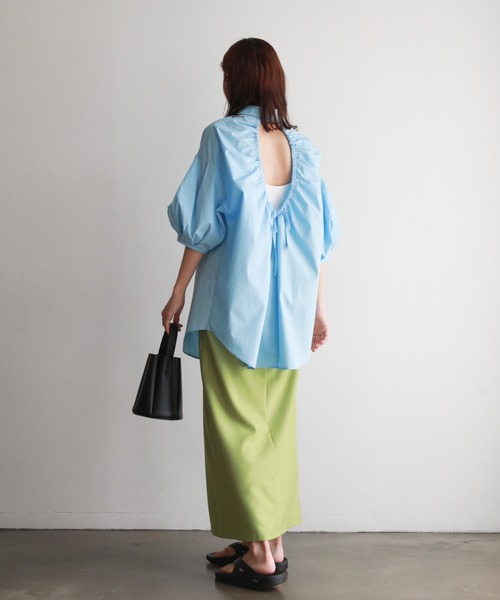 feepur（フェピュール）の「バックシャンボリュームハーフスリーブシャツ（シャツ/ブラウス・レディース・ブラック/オフホワイト/ブルー/ピンク・MEDIUM）」の17枚目の写真