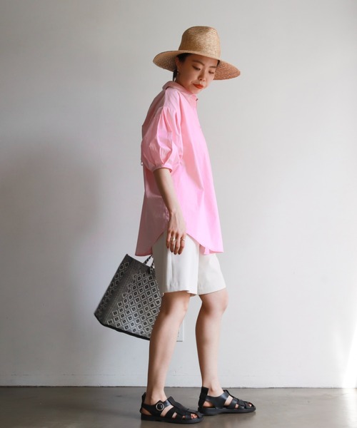 feepur（フェピュール）の「バックシャンボリュームハーフスリーブシャツ（シャツ/ブラウス・レディース・ブラック/オフホワイト/ブルー/ピンク・MEDIUM）」の10枚目の写真