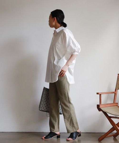 feepur（フェピュール）の「バックシャンボリュームハーフスリーブシャツ（シャツ/ブラウス・レディース・ブラック/オフホワイト/ブルー/ピンク・MEDIUM）」の18枚目の写真