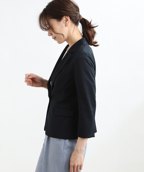 Reflect(リフレクト)の「【匠シリーズ/UVカット/接触冷感/洗える】夏匠ジャケット(テーラードジャケット・レディース・ブラック/ベージュ/ネイビー/ナチュラル/ライトグレー・11/05/15 /13/17/09/07)」の8枚目の写真