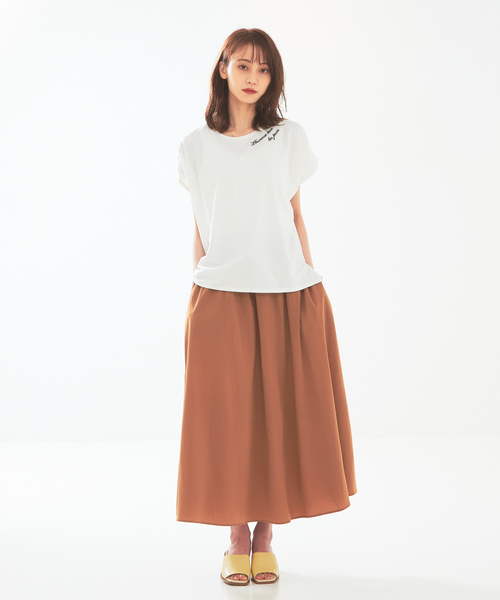 abahouse mavie(アバハウスマヴィ)の「刺繍ロゴTシャツ(Tシャツ/カットソー・レディース・チャコールグレー/ホワイト/グレー系その他/ホワイト系その他/ダークネイビー/ホワイト系その他2・フリー)」の7枚目の写真