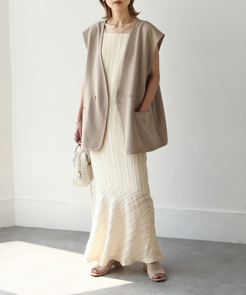 Chillfar(チルファー)の「ポコポコキャミワンピース(ワンピース・レディース・ブラック/ブルー/グリーン/アイボリー・FREE)」の17枚目の写真