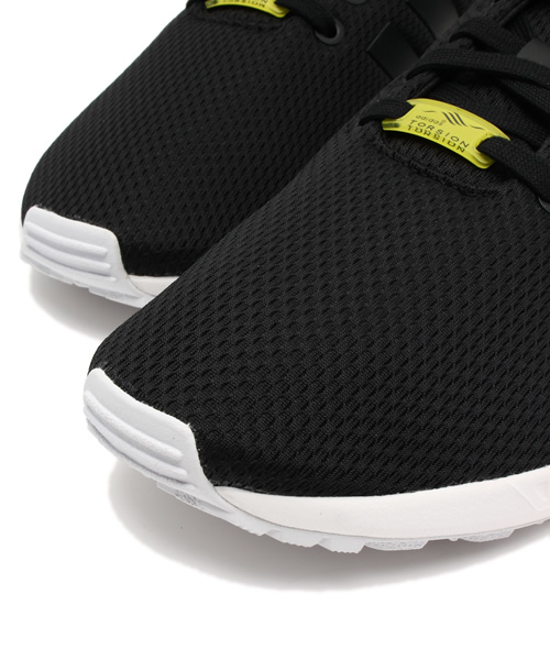 adidas(アディダス)の「メンズ アディダス フラックス adidas ZX FLUX M19840(スニーカー・メンズ・ブラック・26.5cm/27cm/27.5cm/28cm/28.5cm)」の5枚目の写真