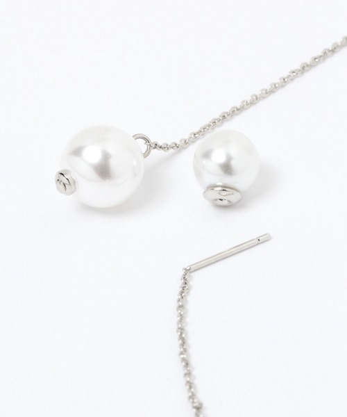 LEPSIM(レプシィム)の「アソートロングパールピアス 162370(ピアス(両耳用)・レディース・シルバー/ゴールド・ONE SIZE)」の5枚目の写真