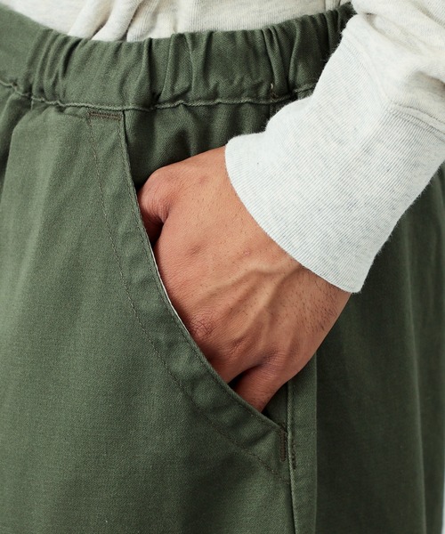 Alpha Industries（アルファインダストリーズ）の「【ユニセックス】スーパーワイドカーゴパンツ（カーゴパンツ・メンズ・ブラック/ベージュ/オリーブ・SMALL/MEDIUM/LARGE/X-LARGE）」の6枚目の写真