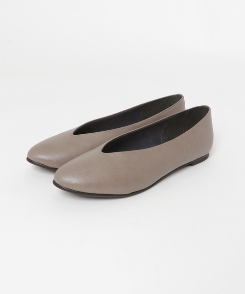 URBAN RESEARCH DOORS（アーバンリサーチドアーズ）の「Vカットパンプス（パンプス・レディース・ブラック/ブラウン系その他/ベージュ系その他・37/35/38/36）」の7枚目の写真