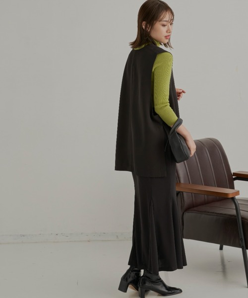 CLEARIMPRESSION （クリアインプレッション）の「【セットアップ対応】ライトダブルクロスVネックベスト（ベスト・レディース・ブラック/アイボリー・FREE）」の10枚目の写真