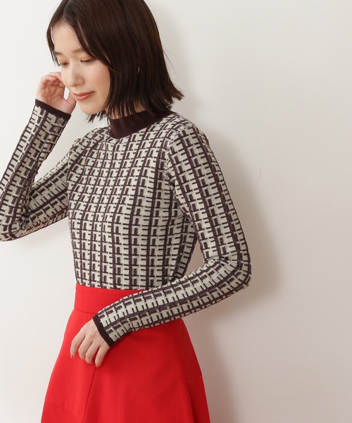 N.（N. Natural Beauty Basic）（エヌエヌナチュラルビューティーベーシック）の「【松井愛莉さん着用】◆バイカラージャガードコンパクトニット（ニット/セーター・レディース・ブラウン/グリーン/レッド・MEDIUM）」の4枚目の写真