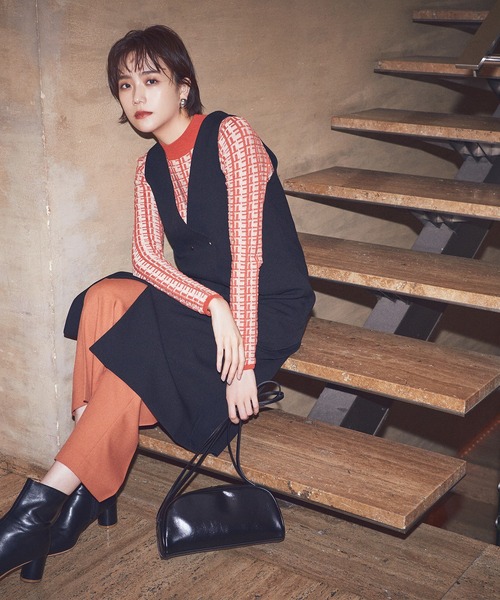 N.（N. Natural Beauty Basic）（エヌエヌナチュラルビューティーベーシック）の「【松井愛莉さん着用】◆バイカラージャガードコンパクトニット（ニット/セーター・レディース・ブラウン/グリーン/レッド・MEDIUM）」の18枚目の写真