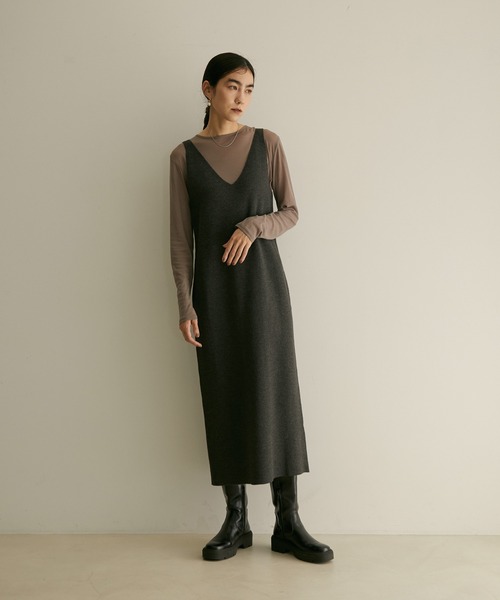 SALON adam et rope'(サロン アダム エ ロペ)の「【WEB限定】【手洗い可能】襟付きニットカーディガン&ワンピースセット(ワンピース・レディース・チャコールグレー/ベージュ/ダークパープル・FREE)」の16枚目の写真