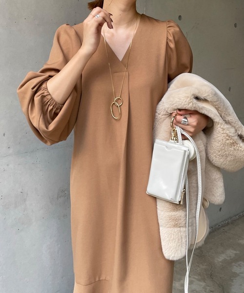 DouDou（ドゥドゥ）の「【新色追加】パフスリーブワンピース（ワンピース・レディース・ブラック/ベージュ/グレイッシュベージュ・FREE）」の14枚目の写真