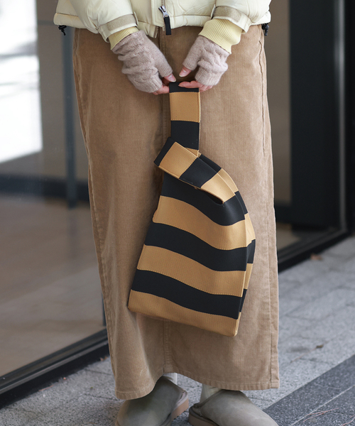 JOURNAL STANDARD relume(ジャーナルスタンダード レリューム)の「《追加》RELUMEニットバッグ(ハンドバッグ・レディース・ブラウン/グリーン/ダークパープル・FREE)」の4枚目の写真