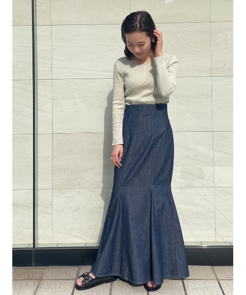 Stylevoice for xxx(スタイルヴォイスフォー)の「マーメイドデニムスカート(デニムスカート・レディース・ライトブルー・SMALL/MEDIUM)」の22枚目の写真